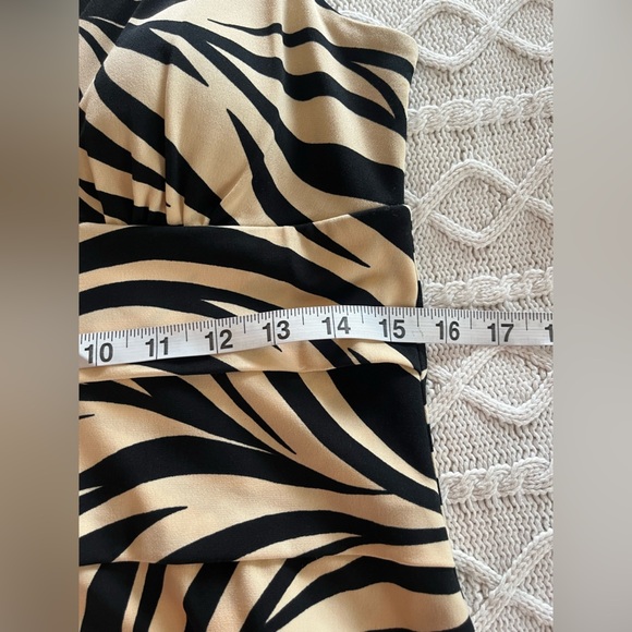 NWOT Sweet Storm Black and Cream Zebra Pattern Mini Dress Spandex Size Large - Picture 6 of 13